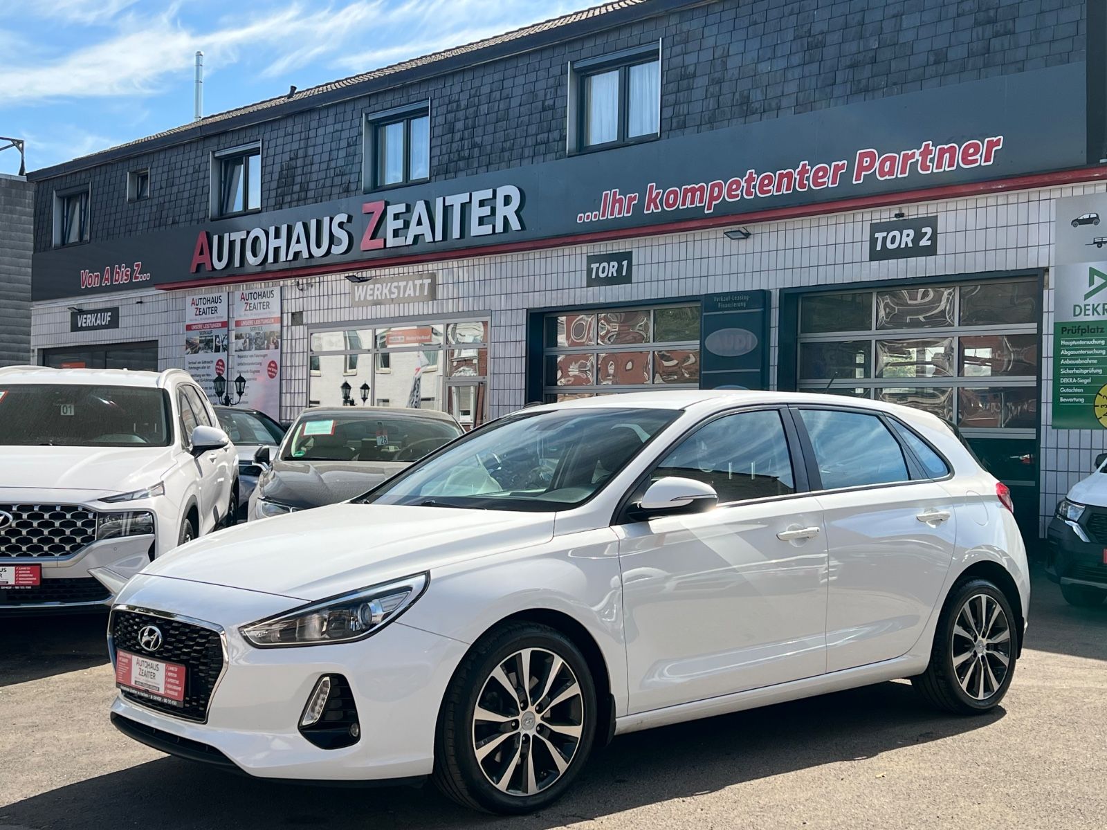 HYUNDAI i30