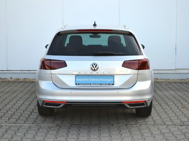 Passat Variant 2.0 TDI Elegance AHK/MATRIX/NAVI+