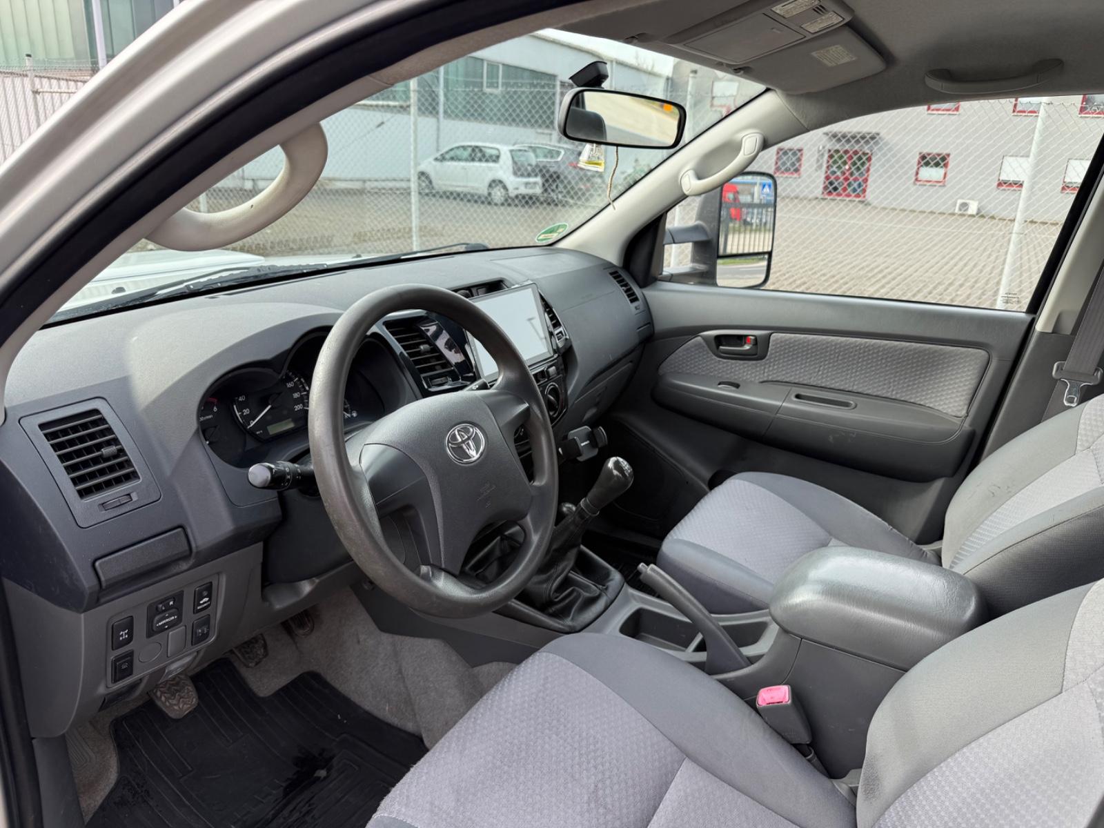 TOYOTA HILUX 2.5 144CH DOUBLE CAB 4X4