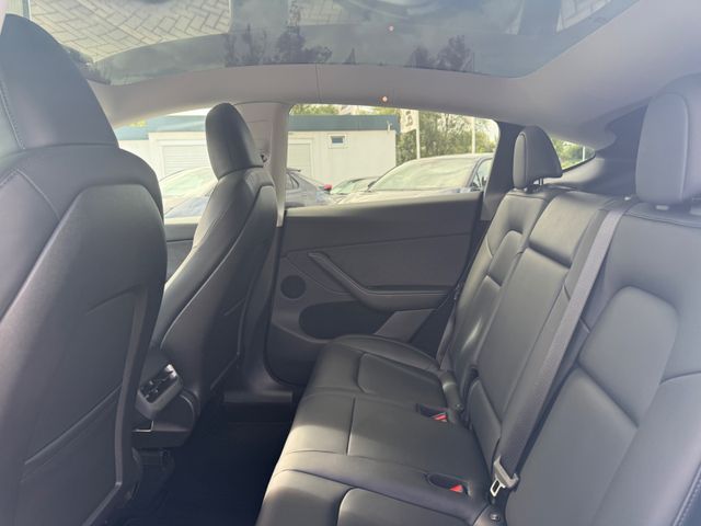 Tesla Model Y Performance Dual AWD