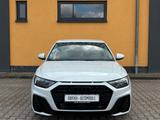Audi A1 Sportback S-line *2.H+PDC+ACC+Keyless+CarPlay - Audi A1: Kleinwagen, Line