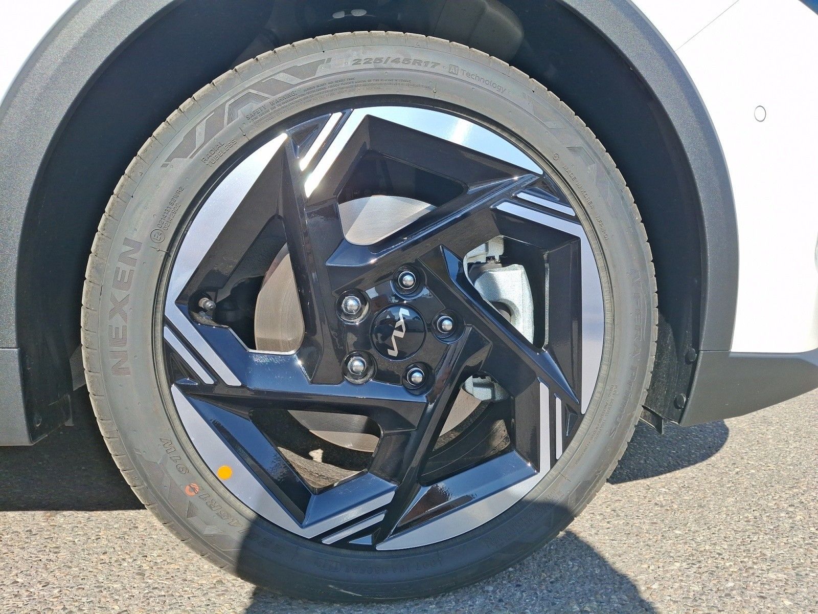 Kia K4 - Bild 11