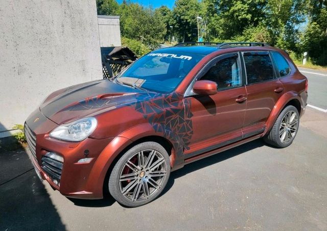 Porsche Cayenne Turbo Breitbau