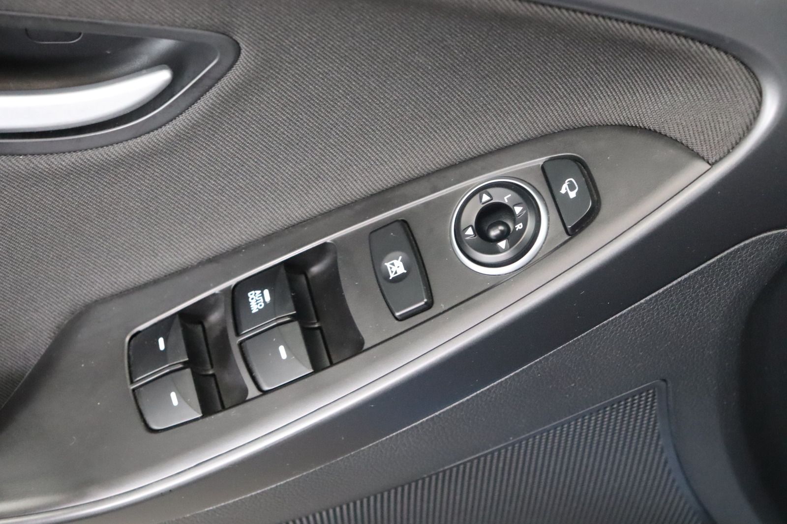 Fahrzeugabbildung Hyundai i30 Passion * Navi * RFK * Lenkradhzg.