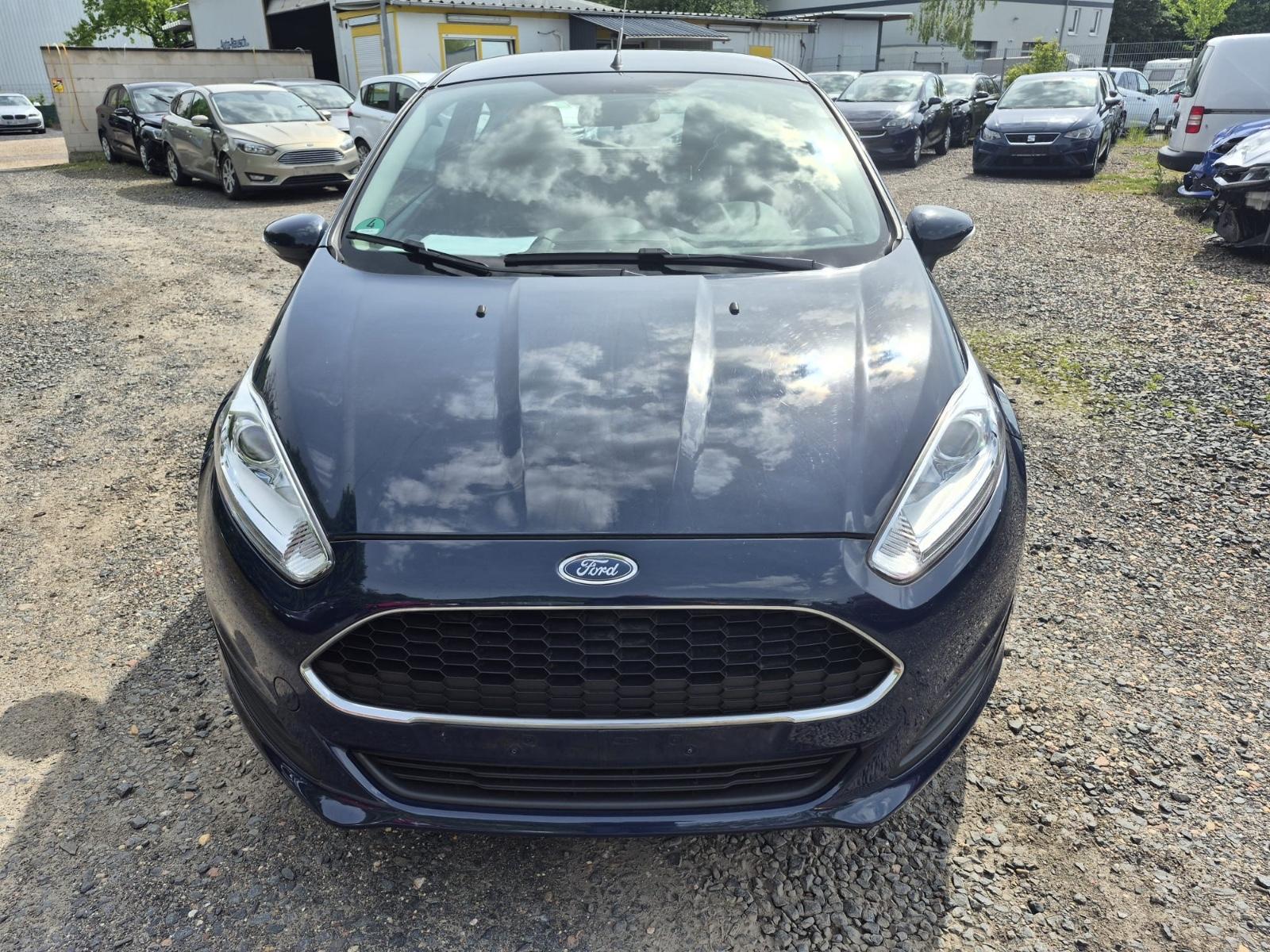 Ford Fiesta Trend 1.25 erst 36181Km