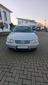 Volkswagen VW Bora (11/98)  Frischer TÜV bis 05/2027! - Volkswagen Bora in Dortmund