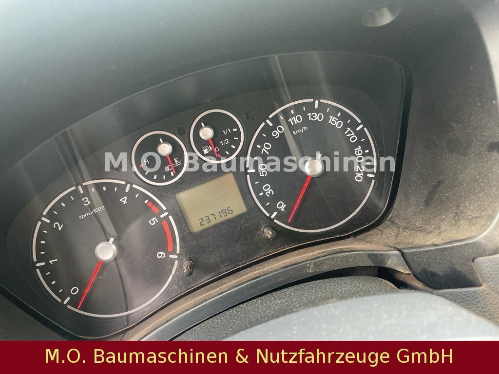 Fahrzeugabbildung Ford Tourneo Connect