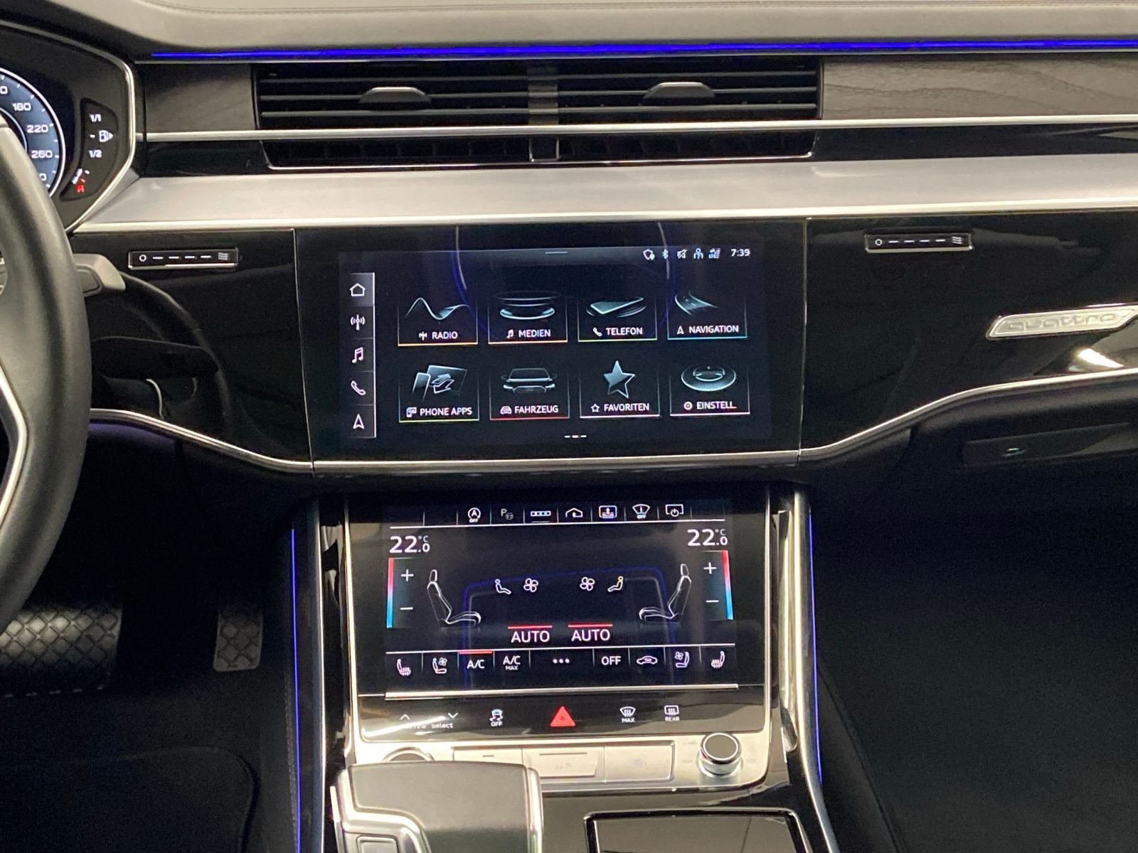 Audi A8 - Bild 13