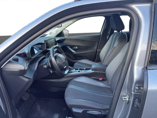 Peugeot 2008 1.2 PureTech 130 Allure AHK+Kam.+KeyLess