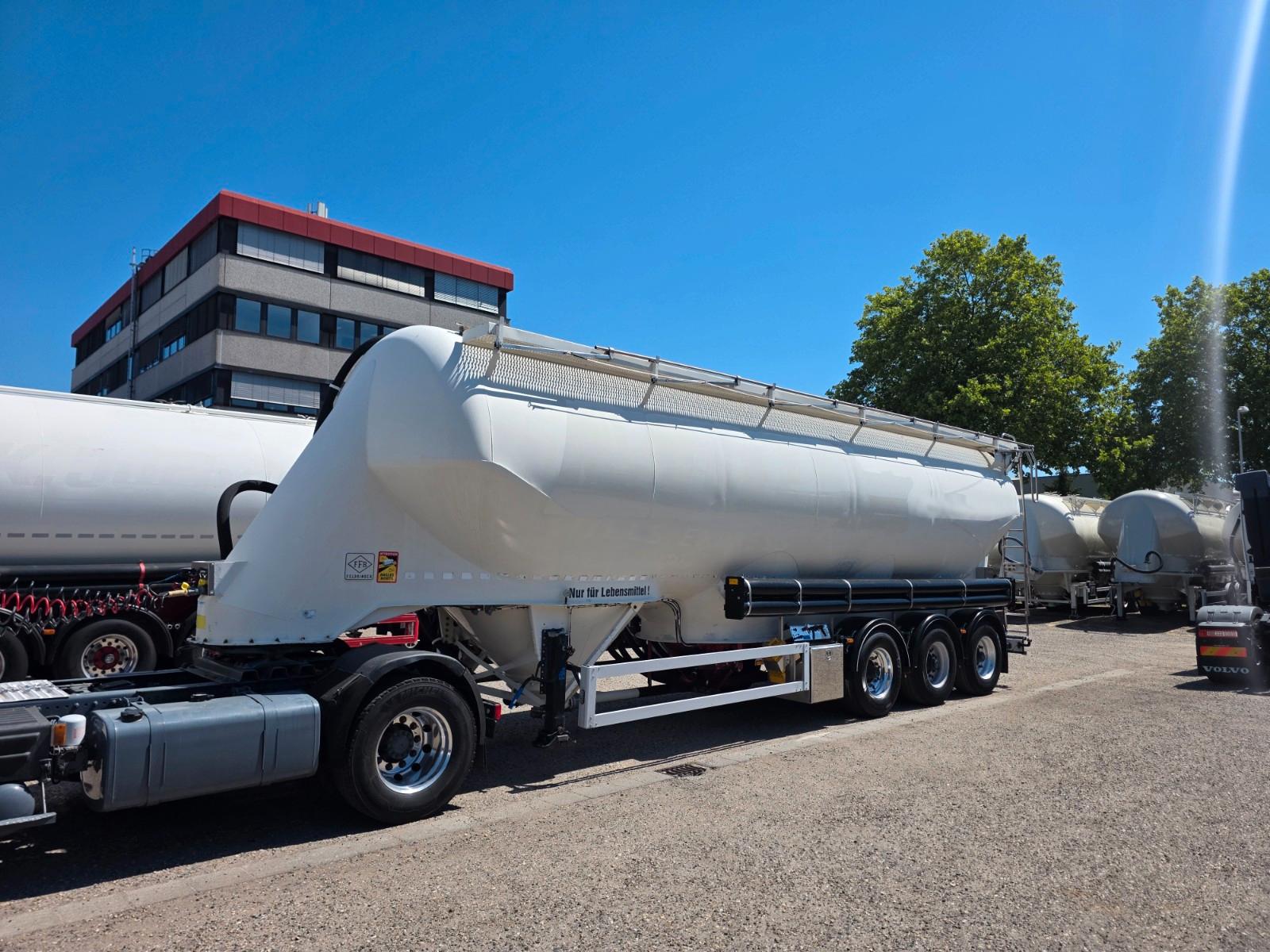 Feldbinder 54m³ / Mehlsilo / Flour / Food / 4 Kammer!