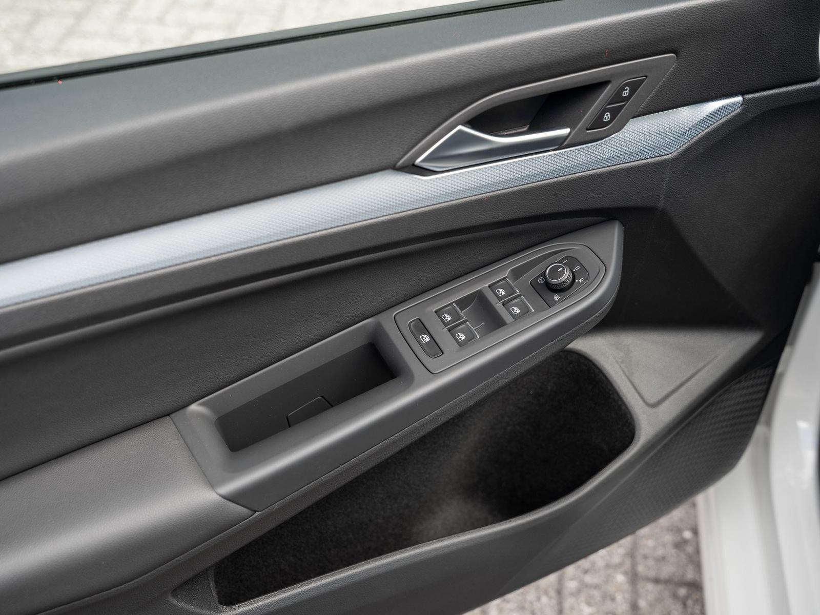 Volkswagen Golf Life 1.5 l eTSI DSG IQLight LM, миниатюра 25