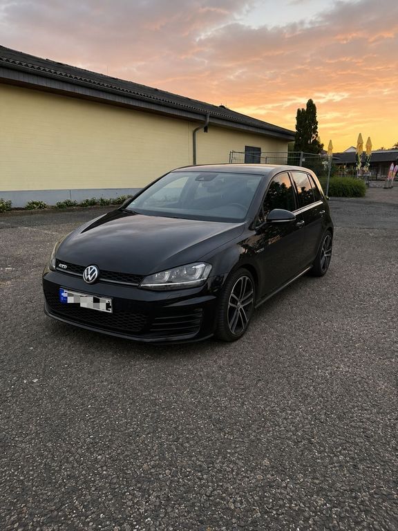 Image of Volkswagen Golf