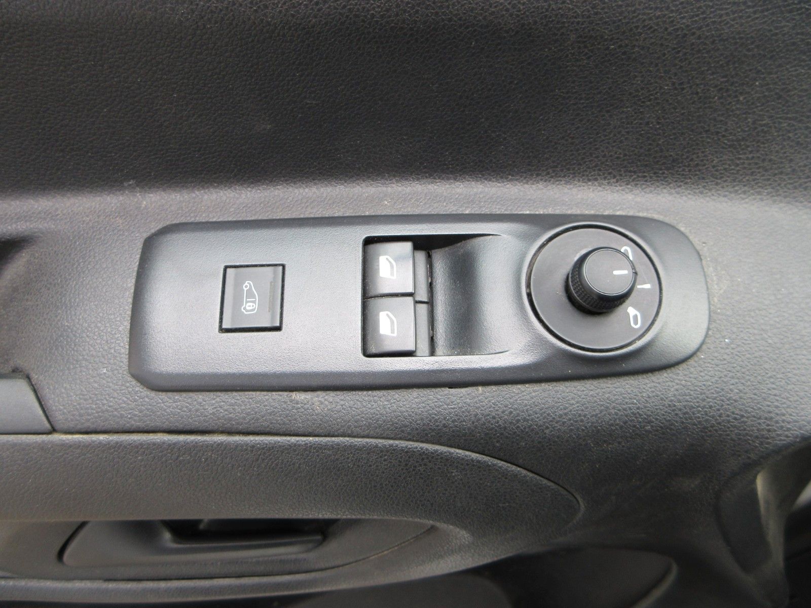 Fahrzeugabbildung Citroën Berlingo Kasten Club M/L1  AC/PDC