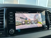 SKODA Karoq 1.5 TSI DSG Sportline KAM AHK MATRIX 5JGAR bei Autohaus Landmann & Maier OHG