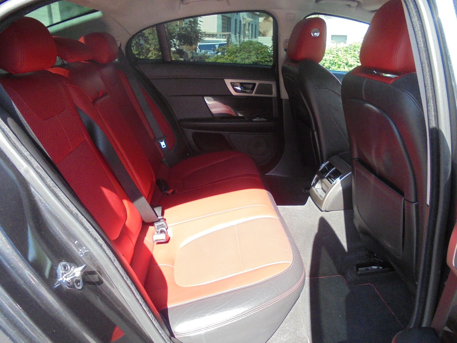 Fahrzeugabbildung Jaguar XF 3.0 V6, S Portfolio/Vollausstattung/Automatik
