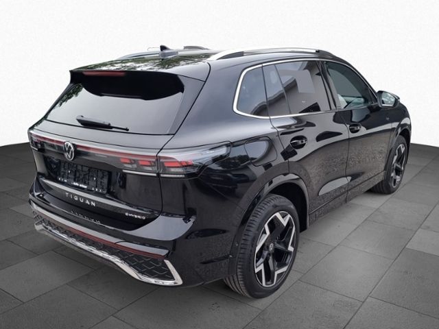 Fahrzeugabbildung Volkswagen Tiguan 1.5 TSI eHYBRID R-LINE MATRIX IQ.DRIVE NA