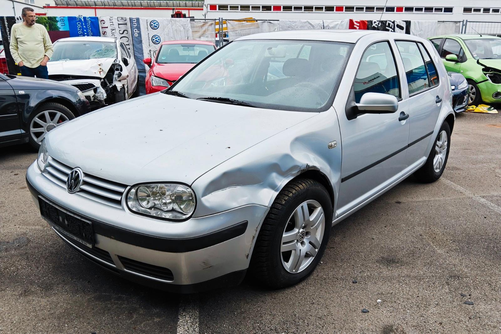 Volkswagen Golf 1.4 Comfortline 5türig Unfall