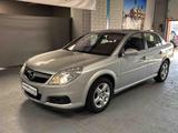Opel Vectra 1.8 16V PDC Sitzh  Klimaautomatik - Opel Vectra mit Benzin-Antrieb: Limousine