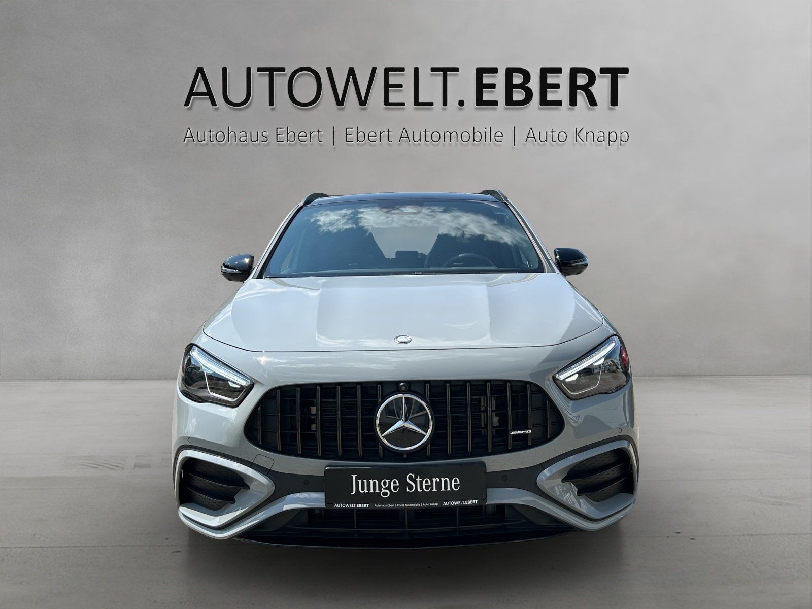 Fahrzeugabbildung Mercedes-Benz GLA35 AMG Prem+ DISTR Perf.Sitz AHK Standhz Burm