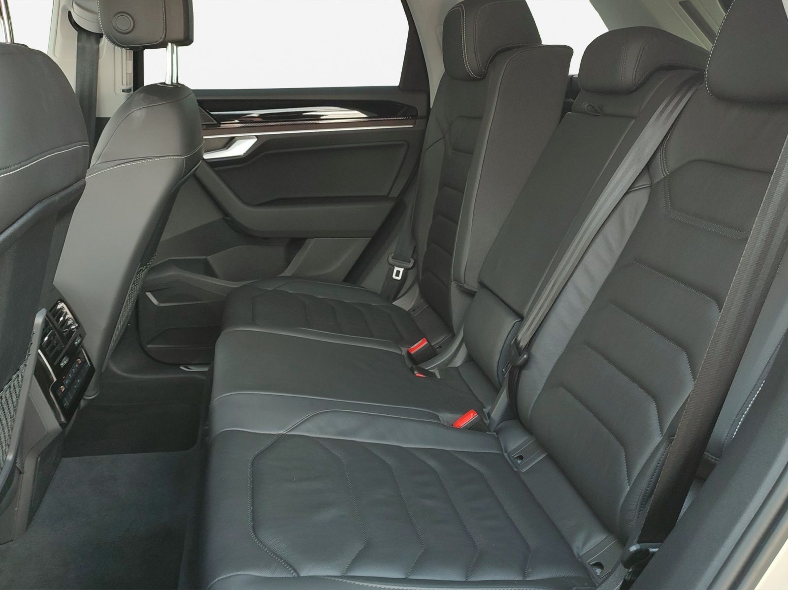 Volkswagen Touareg - Bild 17