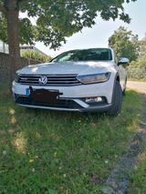 Volkswagen Passat B8 Alltrack - VW Passat Gebrauchtwagen in Freiburg