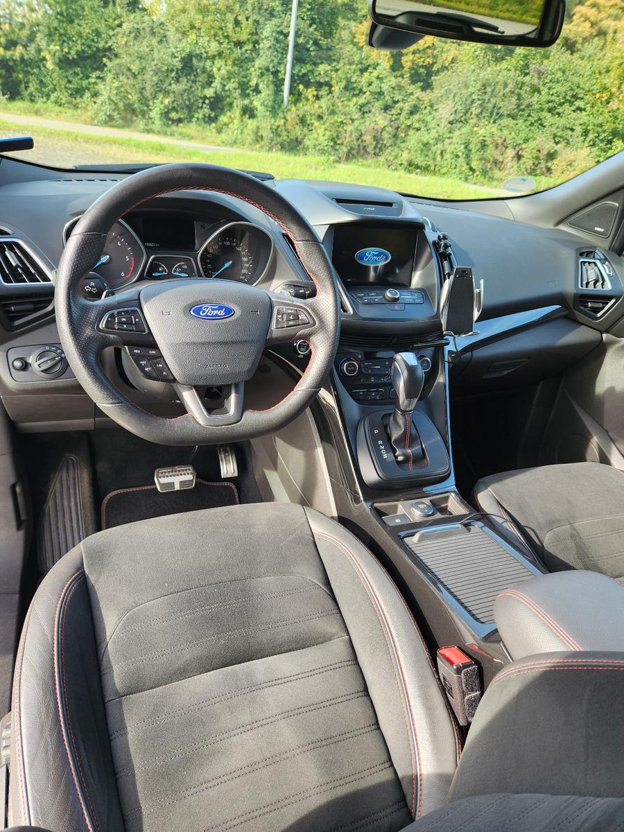 Ford Kuga 2,0 TDCi 4x4 132kW ST-Line PowerShift S...
