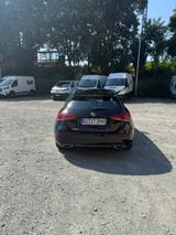 Mercedes-Benz A 180 Automatik | Apple Car Play | 98.000km - Mercedes-Benz A 180 Gebrauchtwagen in Frankfurt