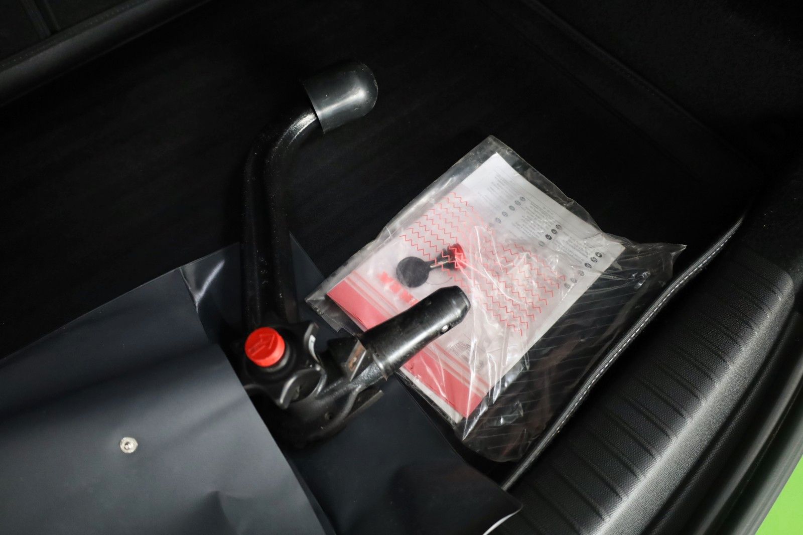 Fahrzeugabbildung Opel Mokka Ultimate T.Leder,Navi,LED,SR+WR,abn. AHK