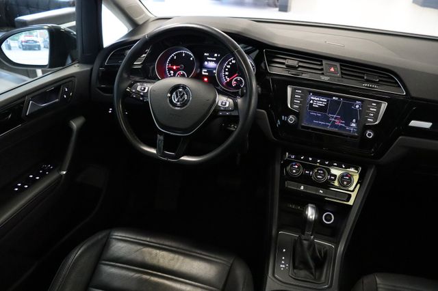 Fahrzeugabbildung Volkswagen Touran Comfortline BMT/Start-Stopp|PANO|LED|ACC|