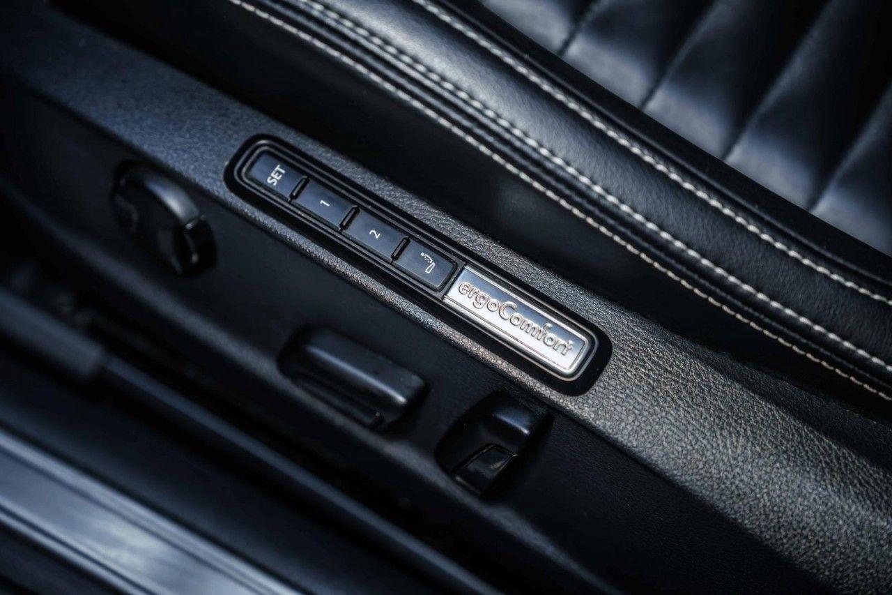Volkswagen Passat 2.0 TDI DSG Elegance 2x R-Line AHK STAHZG