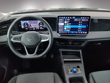 Volkswagen Tiguan - 7
