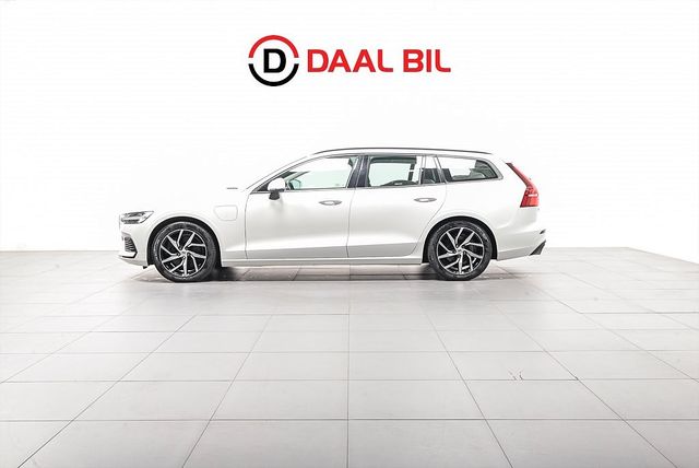 Volvo V60 TWIN ENGINE T8 AWD 392HP TBAR NAVI VAT