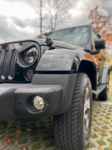 Jeep Wrangler 2.8l CRD Sahara Automatik Sahara - Jeep Wrangler Gebrauchtwagen in München