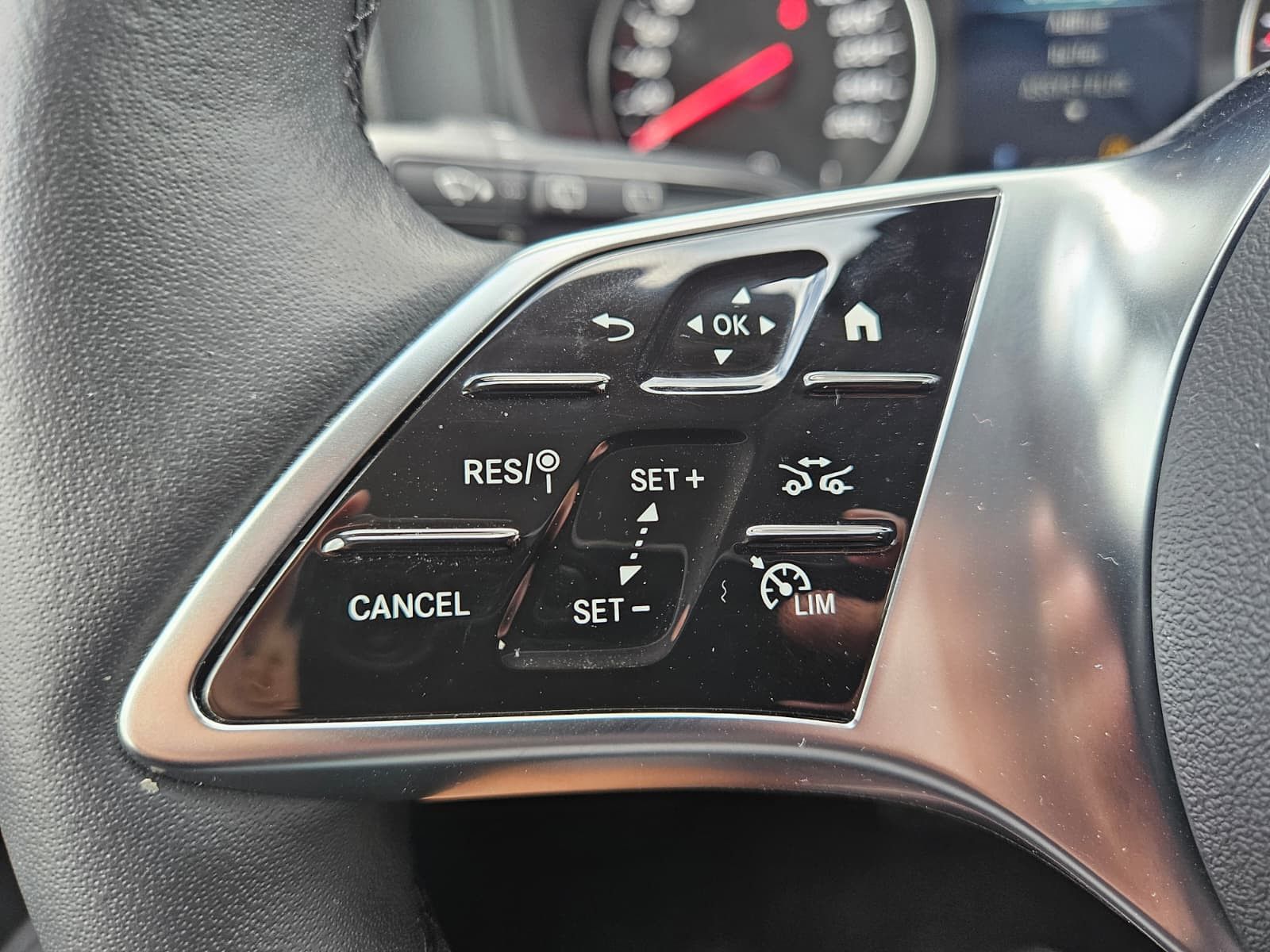 Fahrzeugabbildung Mercedes-Benz Vito 119 Tourer lang SELECT Sport LED*LEDER*AHK