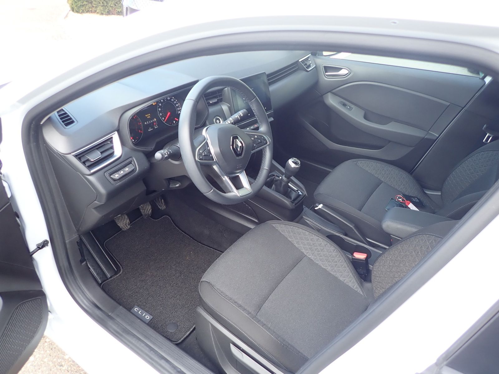 Fahrzeugabbildung Renault Clio V Business Edition TCe 90