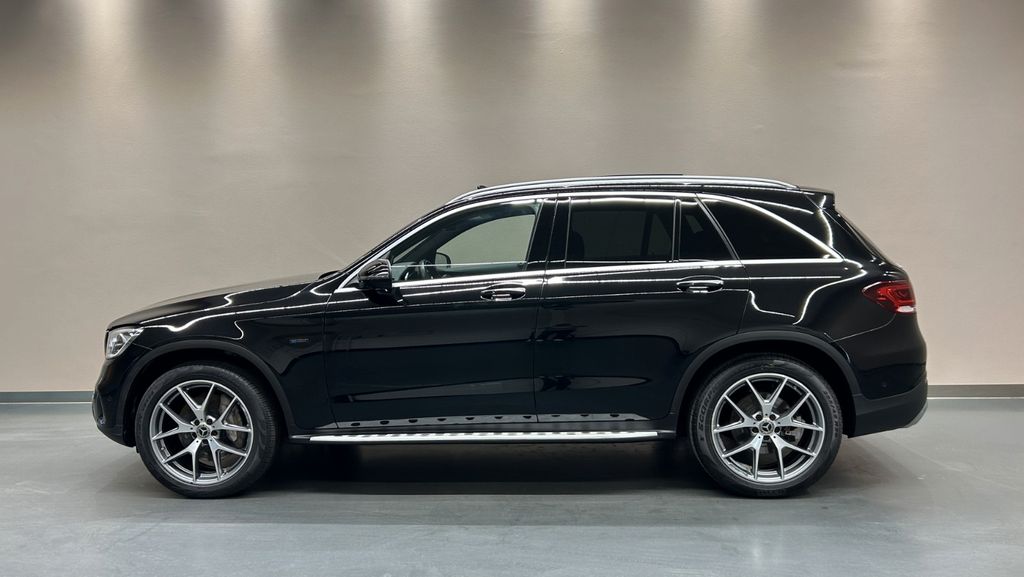 Mercedes-Benz GLC 300 GLC300 e 4M *PANO*BURMESTER*360°*KEYLESS*DISTR.*