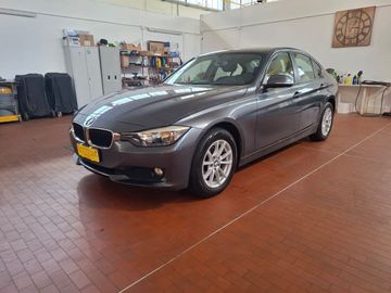 BMW 318 - 1