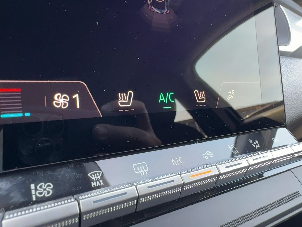 Fahrzeugabbildung Renault Captur Evolution Mild Hybrid 160 EDC SHZ