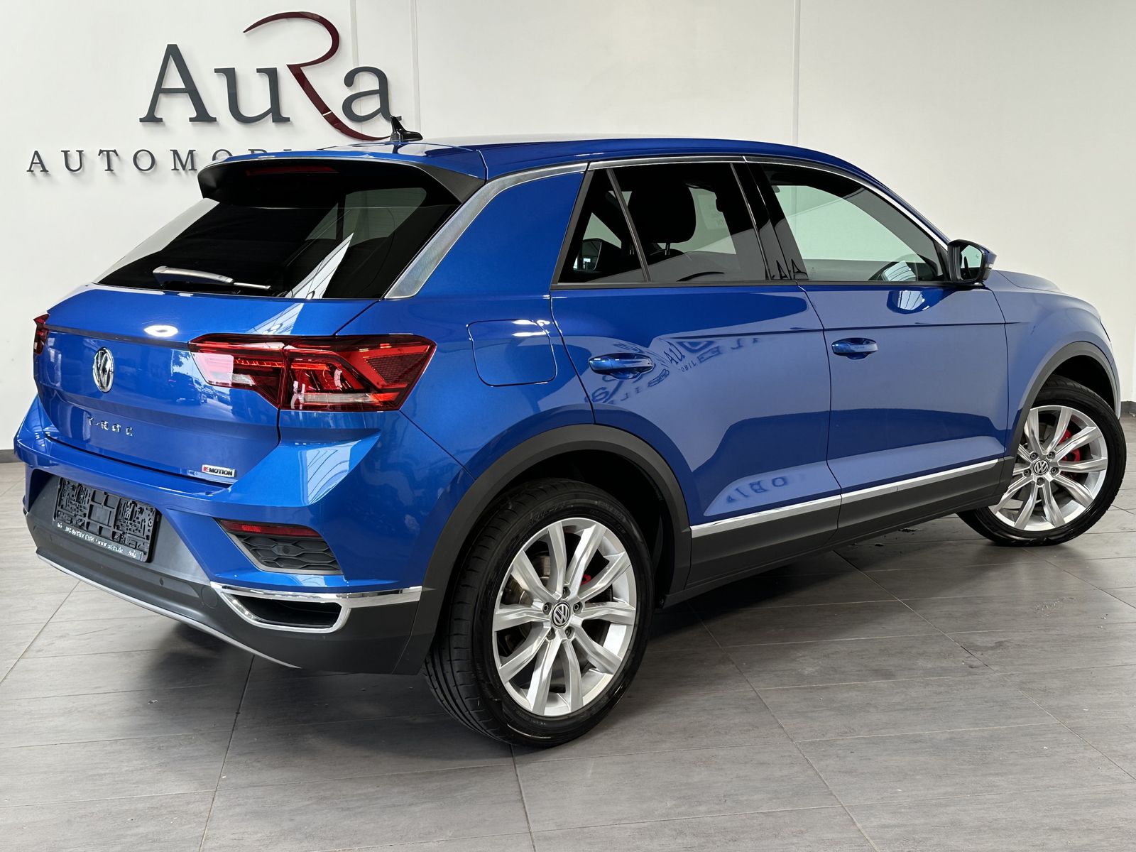 Fahrzeugabbildung Volkswagen T-Roc 2.0 TDI 4M DSG Sport NAV+LED+KAMERA+1HD+PP