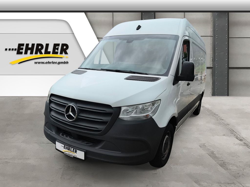 Image of Mercedes-Benz Sprinter