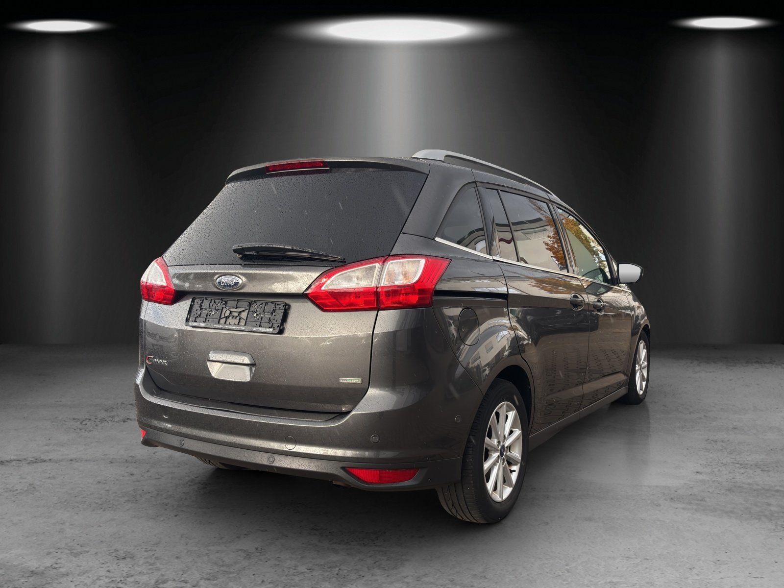 Fahrzeugabbildung Ford C-Max 1.5 EcoBoost Grand Titanium