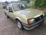 Opel Ascona ,Schiebedach , Automatikgetriebe. Bj 1984 - Opel Ascona: B