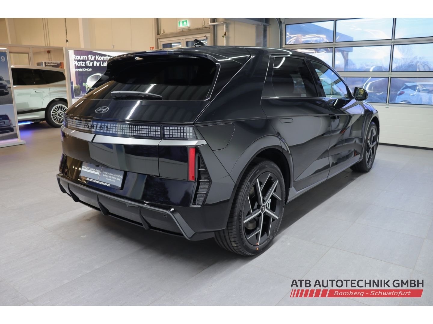 Fahrzeugabbildung Hyundai IONIQ 5 N-Line 84kWh Batterie 229PS 2WD Navi Dig