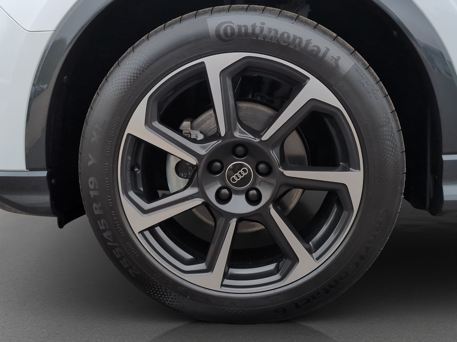 Audi Q3 - Bild 12