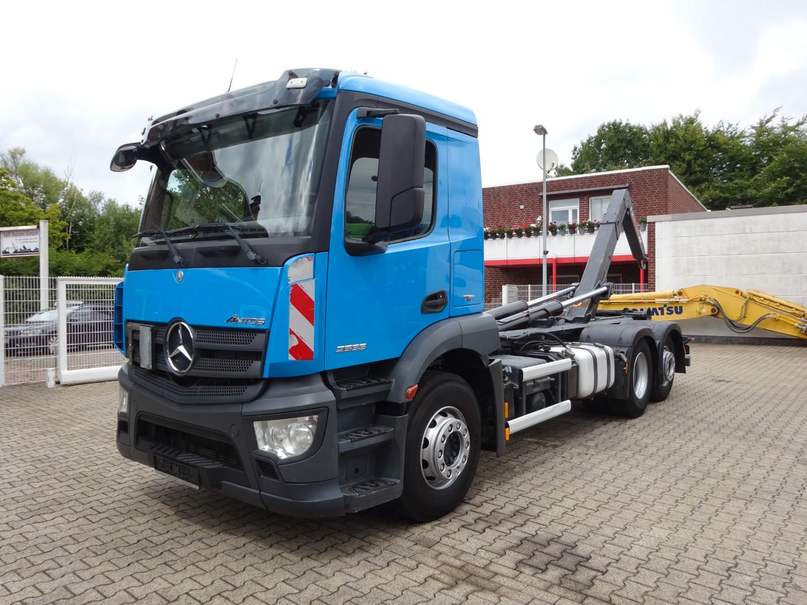 Mercedes-Benz 2533 Antos MULTILIFT Abroller 6x2