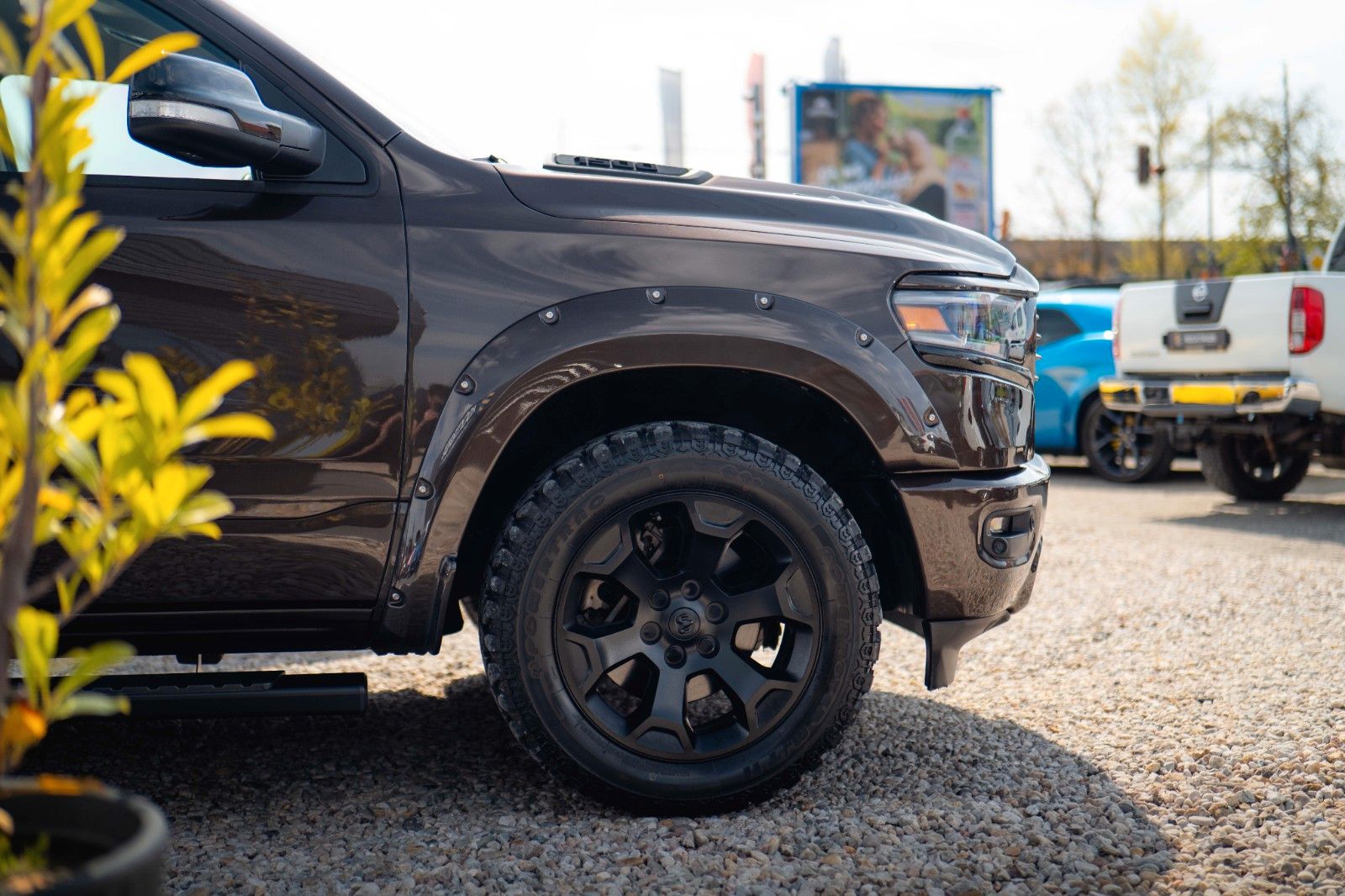 Fahrzeugabbildung Dodge RAM 5.7 V8 HEMI 4x4 LARAMIE Limited Offroad LED