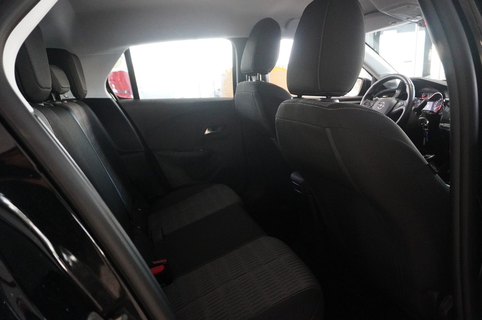 Fahrzeugabbildung Opel Corsa F 1.2 EDITION NAVI/SHZ/SPORT/PDC/TEMP./DAB