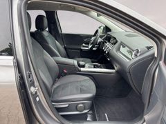 Fahrzeugabbildung Mercedes-Benz B 200 7G-TRONIC AMG LINE KAMERA MULTIBEAM WIDE