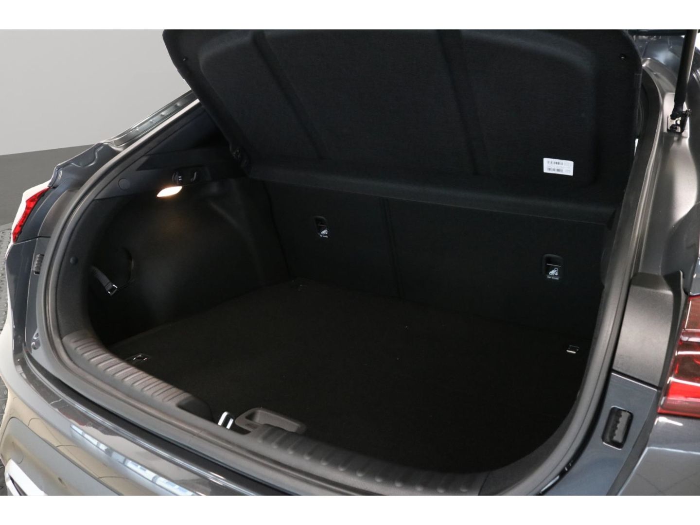 Fahrzeugabbildung Kia XCeed Vision 1.5 Kamera PDC Navi LED Tempomat