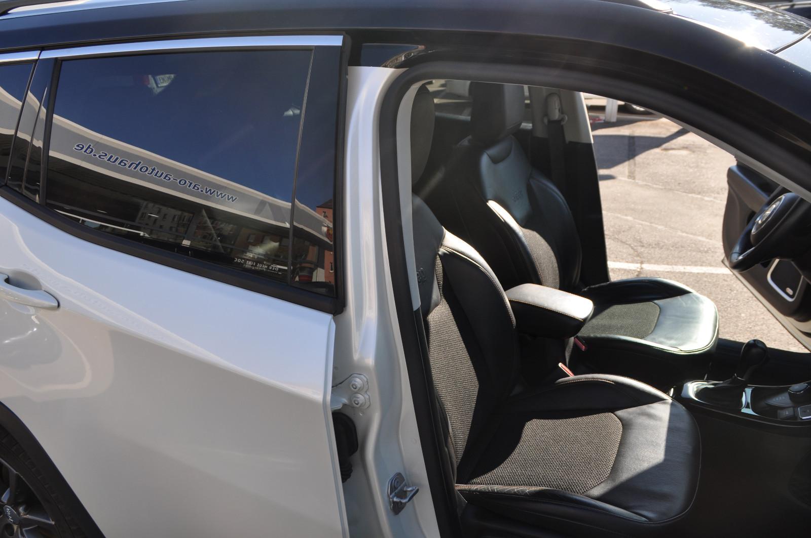 Jeep Compass Opening Edition 4WD